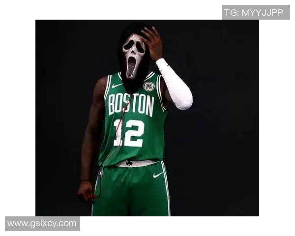 美媒曝琼斯与罗齐尔涉泄露球队机密信息引发联盟调查风波