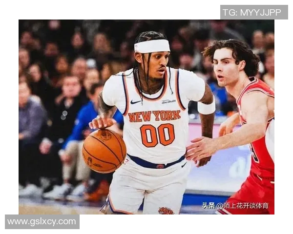 唐斯哈特阿努诺比齐聚球星卡发布会共同剪彩签售点燃球迷热情